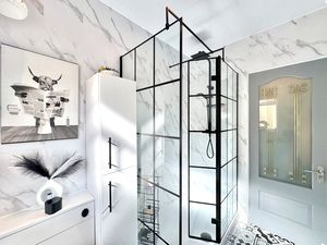 Photo 12- click for photo gallery